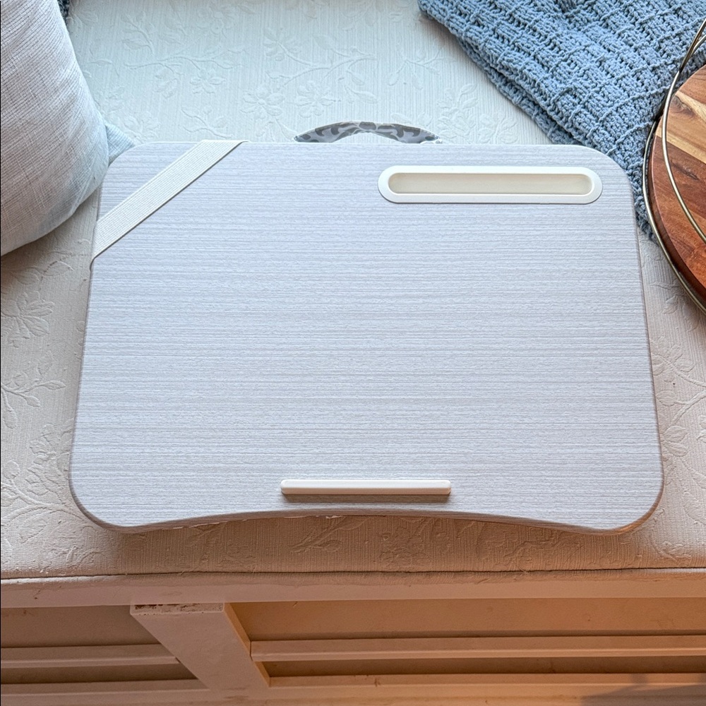 LapGear Designer Lap Desk (Grey Damask Pattern - Fits Up To 15.6” Laptops)